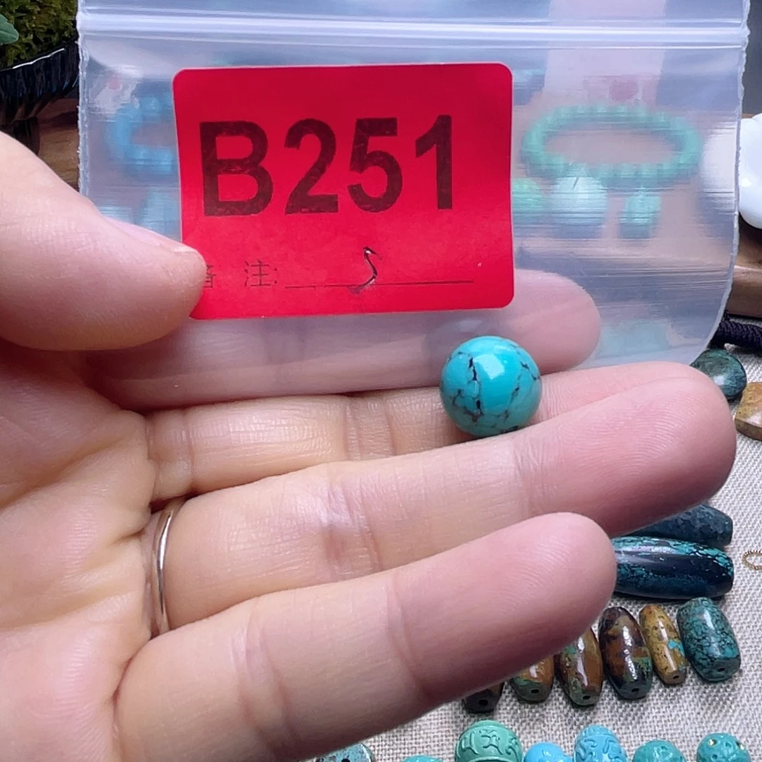 十堰原生态绿石头特色手工配饰