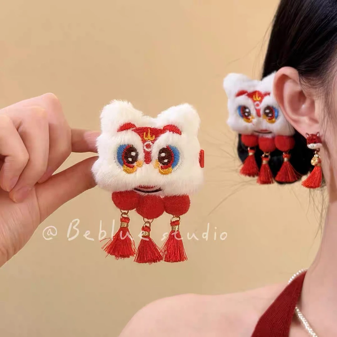 古风红色醒狮毛毛流苏发夹抓夹女2026马年头饰新年喜庆配饰