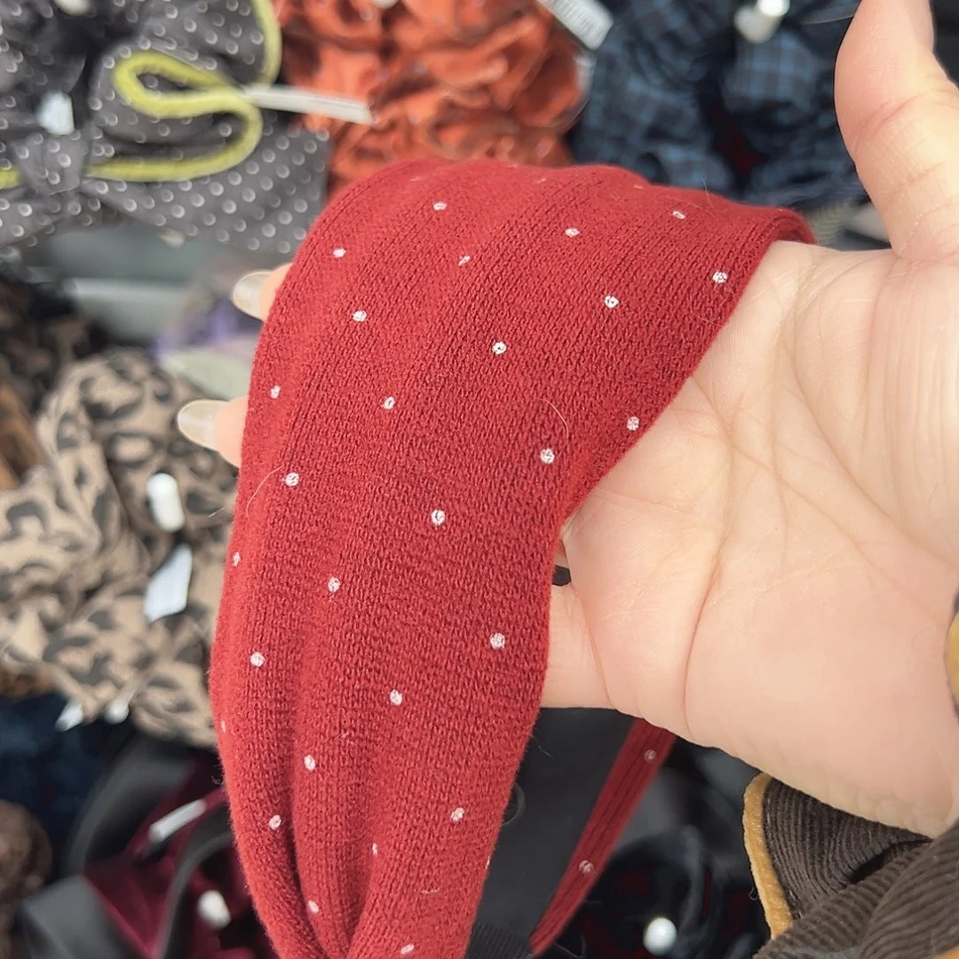 非金属红色波点发箍