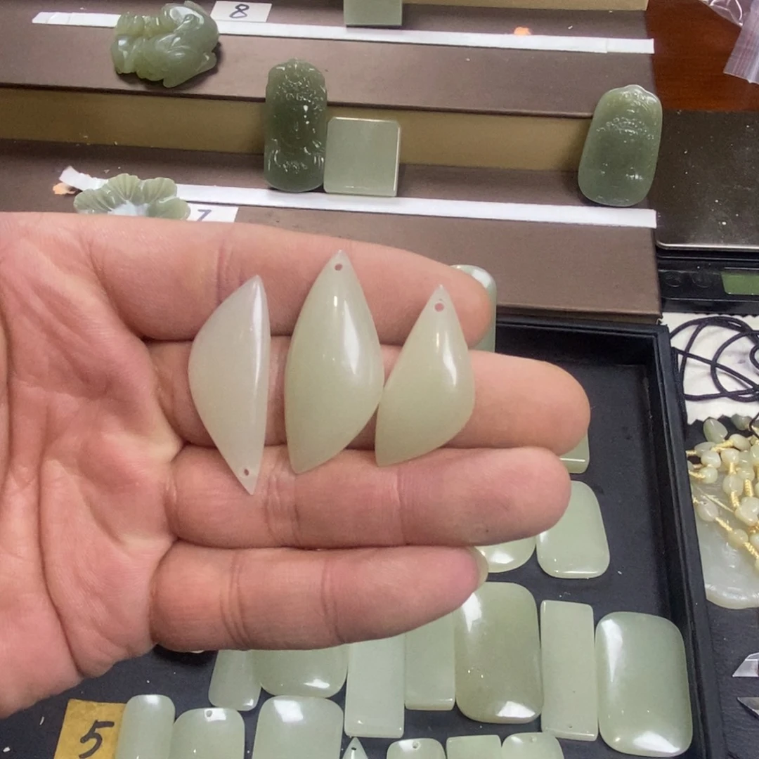 颈饰未镶嵌和田玉老*042