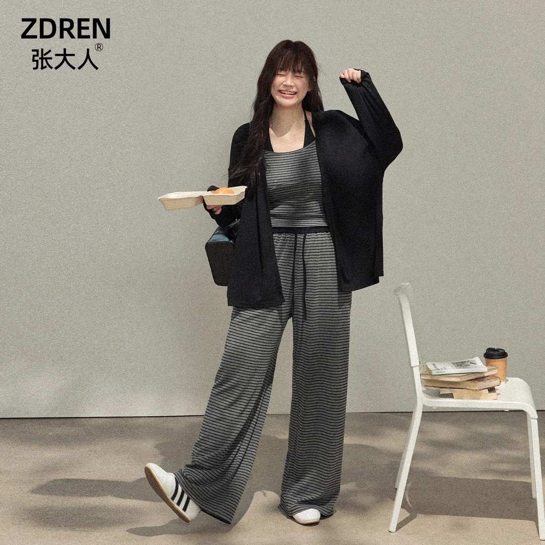 张大人【伦敦少女】大码女装微胖妹妹休闲时尚条纹吊带假两件套装