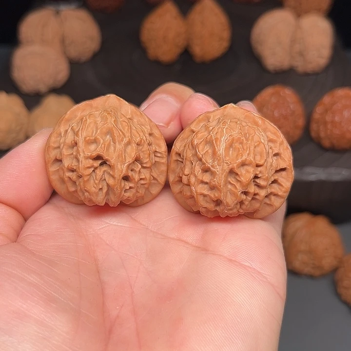 把件文玩核桃红皮宫灯 39+