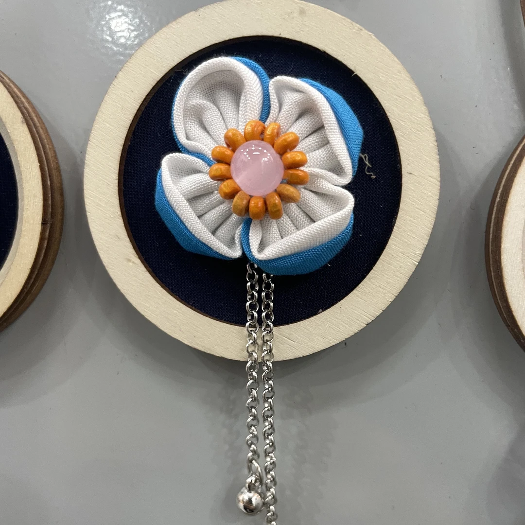 彝族风情纯手工 冰箱贴