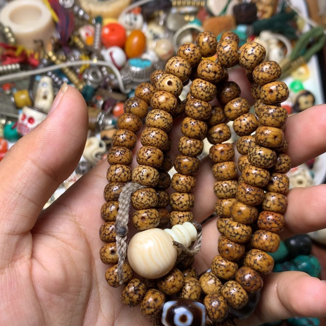 琉璃项圈藏传小元素