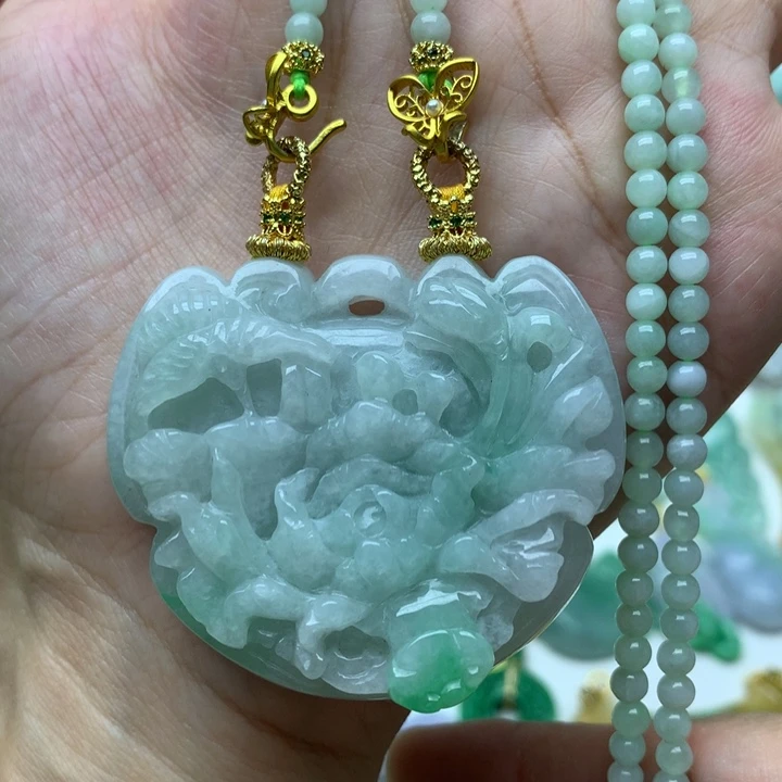颈饰未镶嵌翡翠翡翠