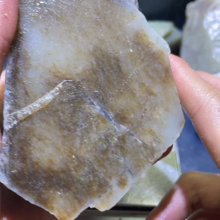 和田玉未镶嵌珠宝半成品