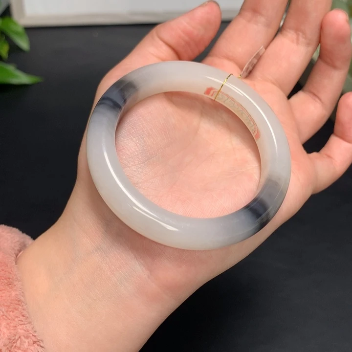 和田玉手镯未镶嵌54