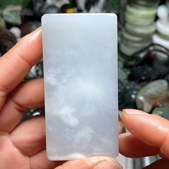 未镶嵌和田玉（糖玉）珠宝半成品