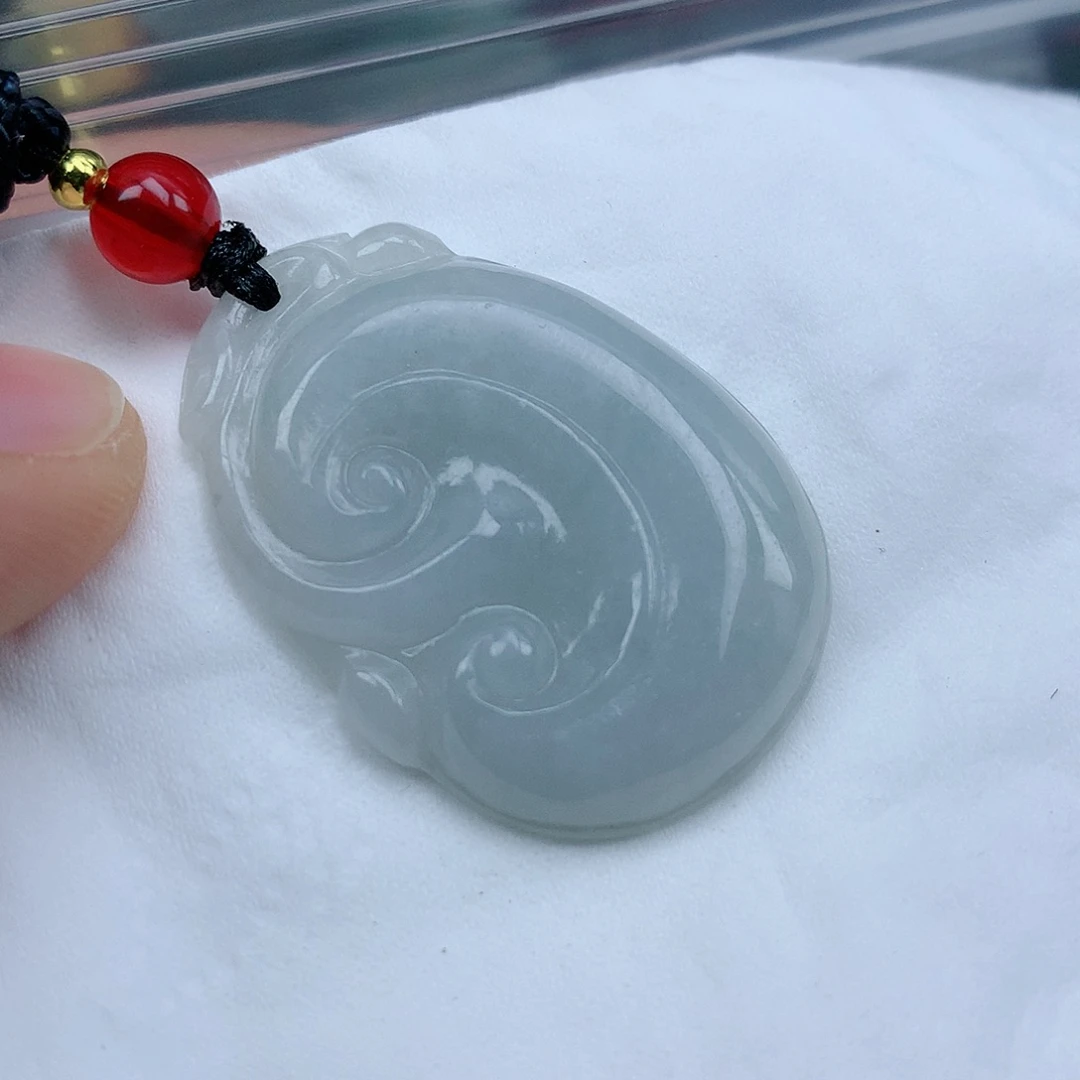 翡翠颈饰未镶嵌吊坠