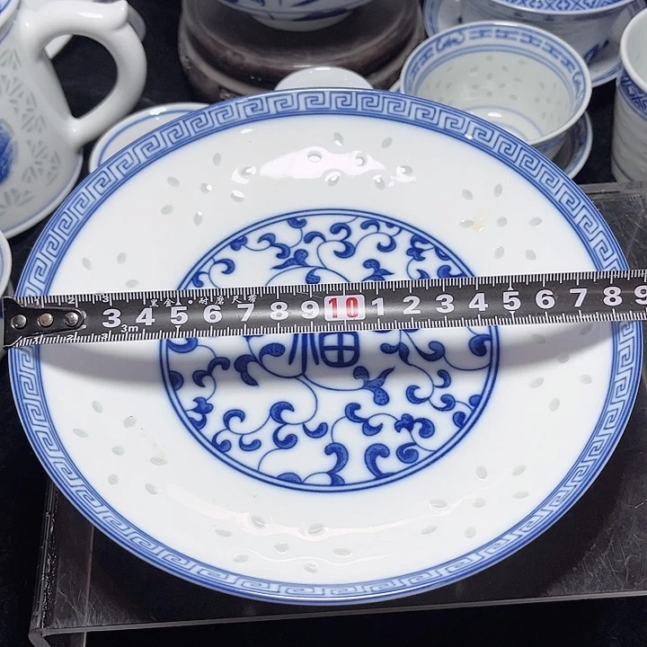 碗青花玲珑七寸福字盘