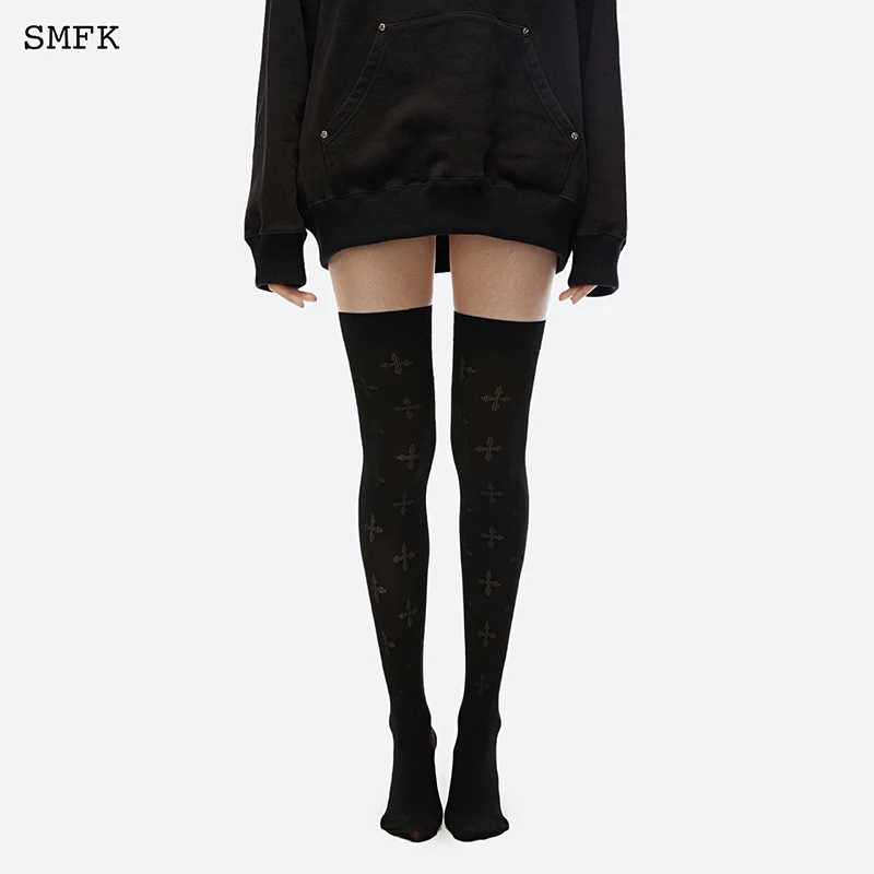 暗夜花园针织长袜