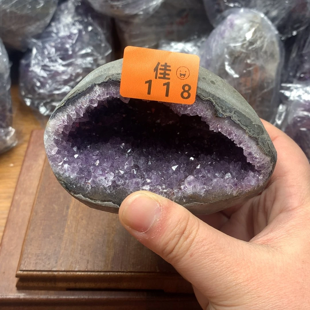 水晶大型摆件（非配饰）未镶嵌