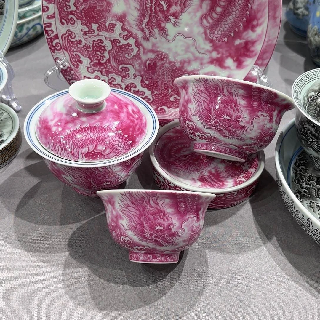 瓷片景德镇市和上海浦东新区