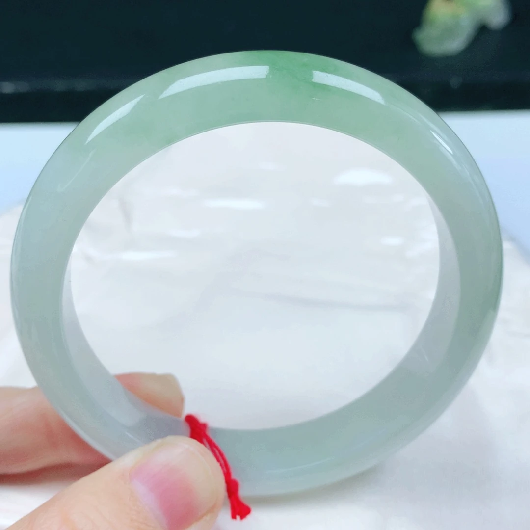 未镶嵌手镯翡翠58