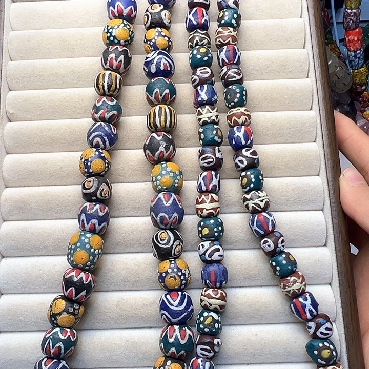 颈饰玻璃非洲贸易珠一条