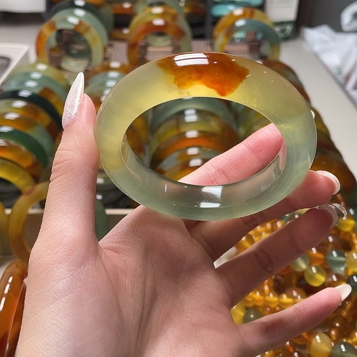 蛇纹石玉未镶嵌手镯56.5