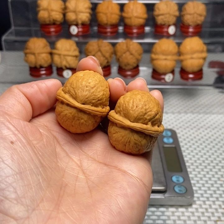 文玩核桃把件43粗筋大屁桃