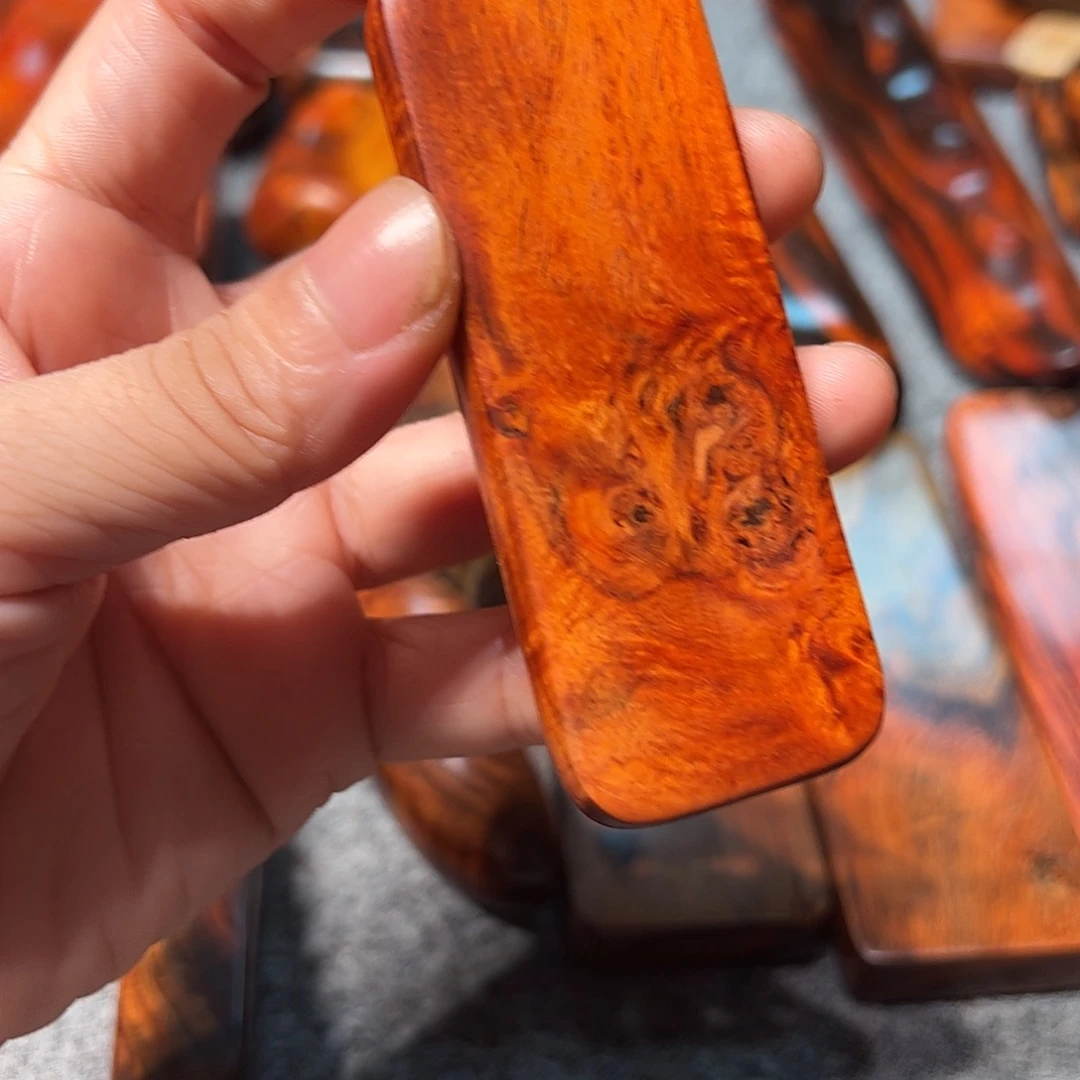 m***⑧交趾黄檀（大红酸枝）