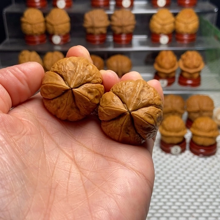 把件文玩核桃46金枝玉叶