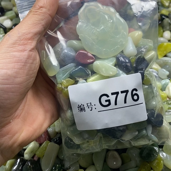 蛇纹石玉鱼缸石未镶嵌