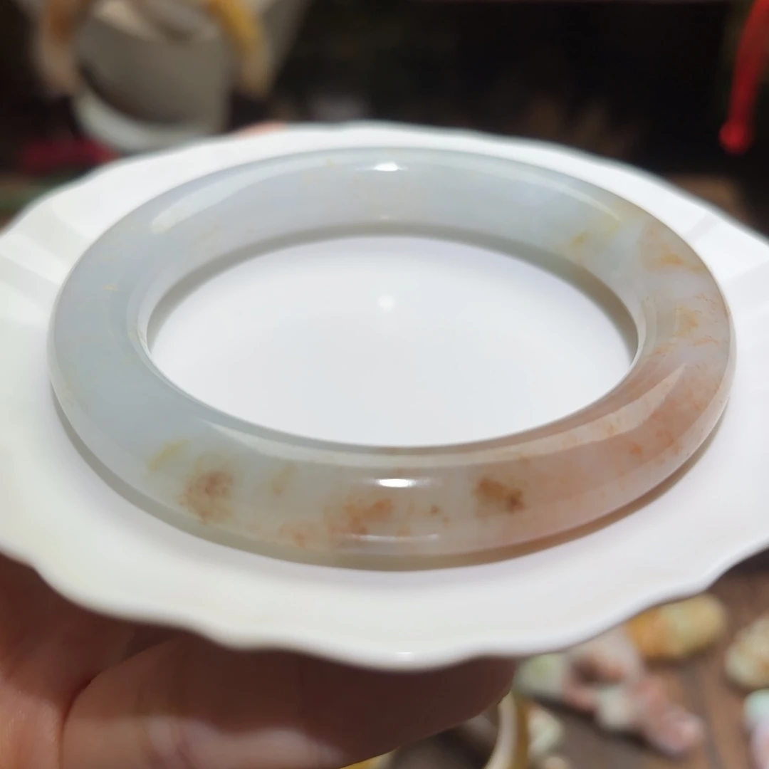 翡翠手镯未镶嵌南齐老坑肉桂粉翡翠手镯
