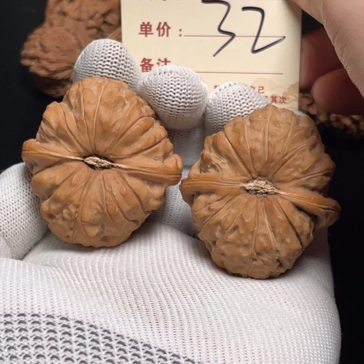 文玩核桃把件南瓜墩44尺打底发32