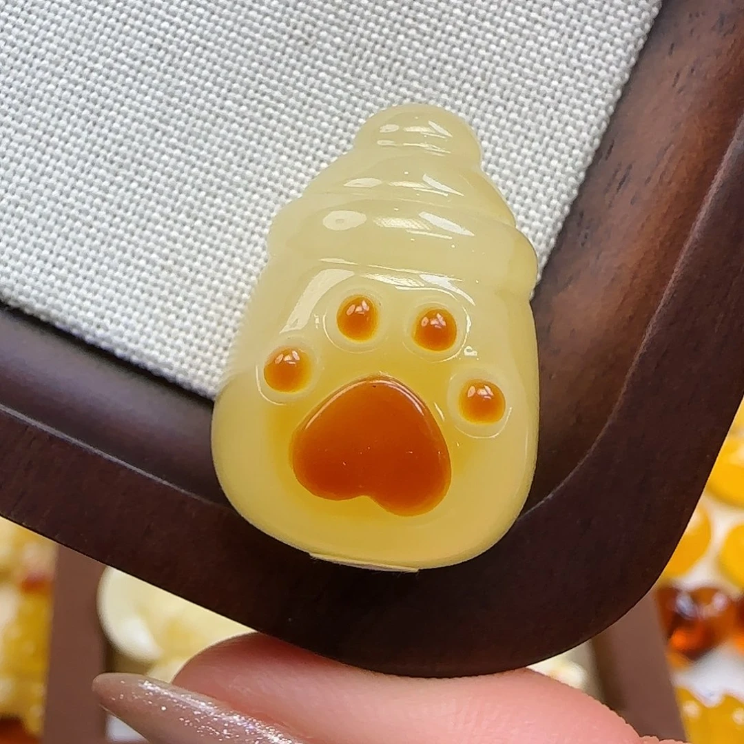 琥珀未镶嵌珠宝奇石蜜蜡