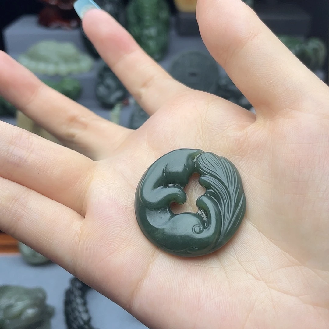 和田玉未镶嵌挂件