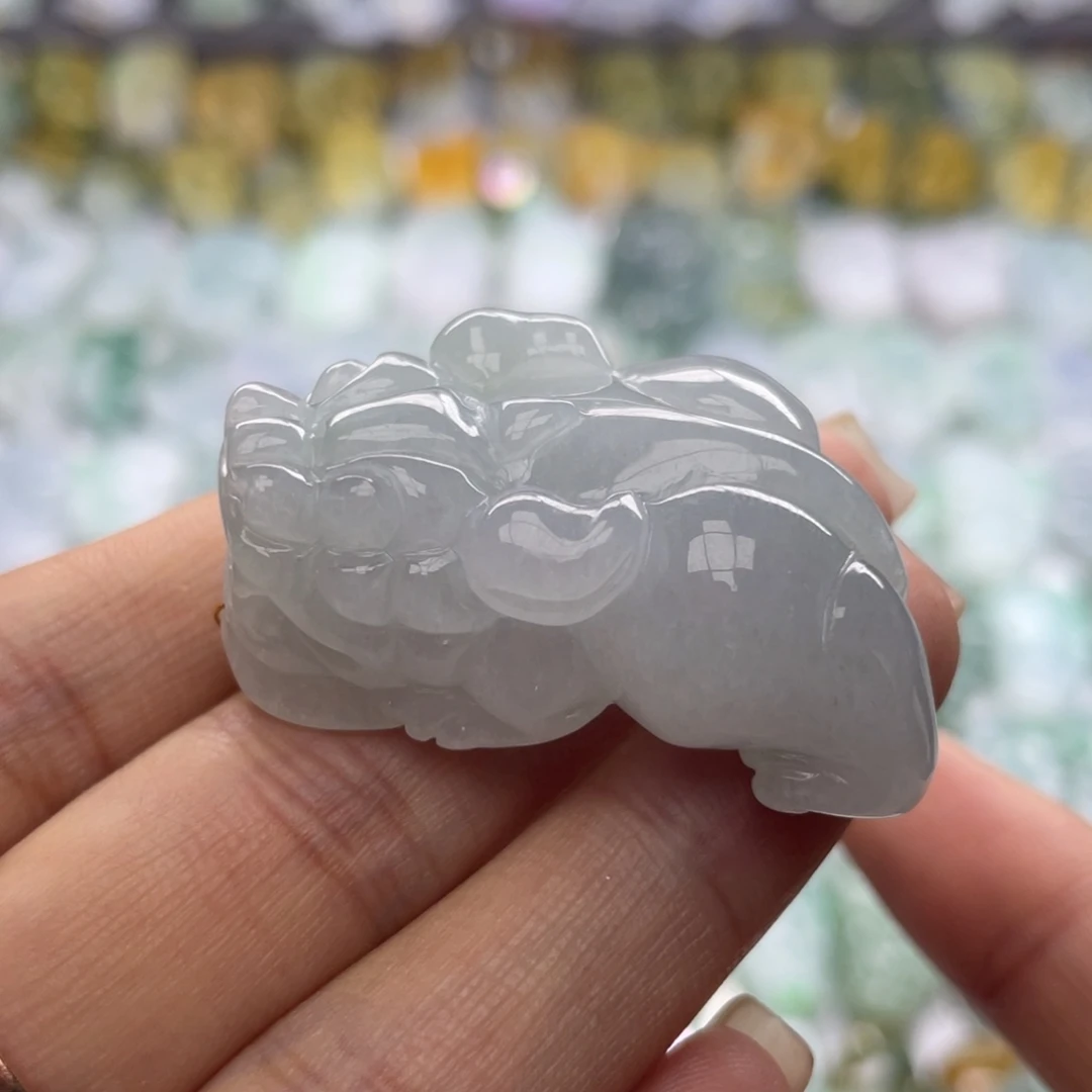 颈饰未镶嵌翡翠貔貅