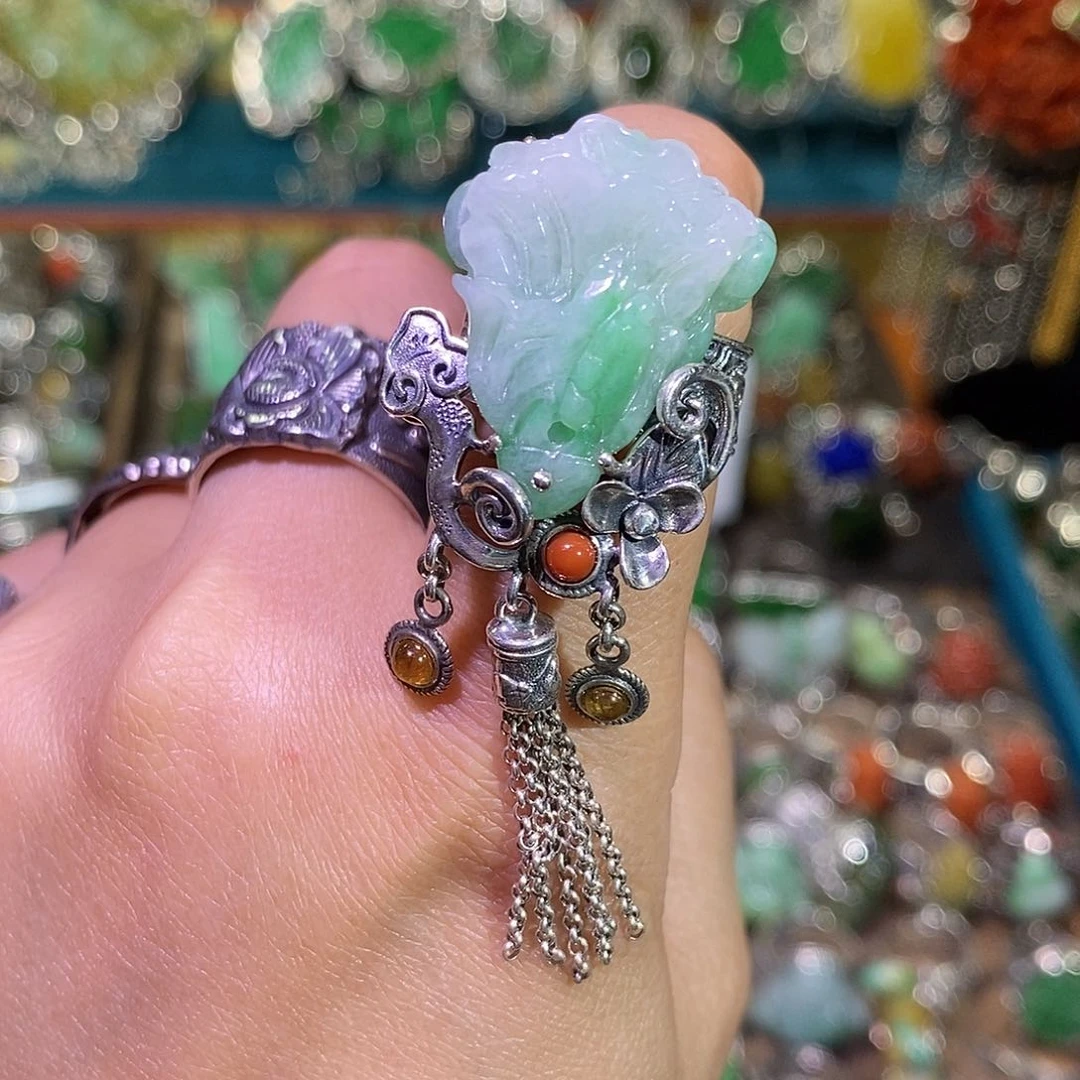 散珠翡翠一个炸炸炸