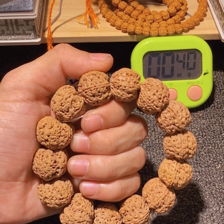 烟***火金刚菩提吊坠哈哈这才刚看到这两人