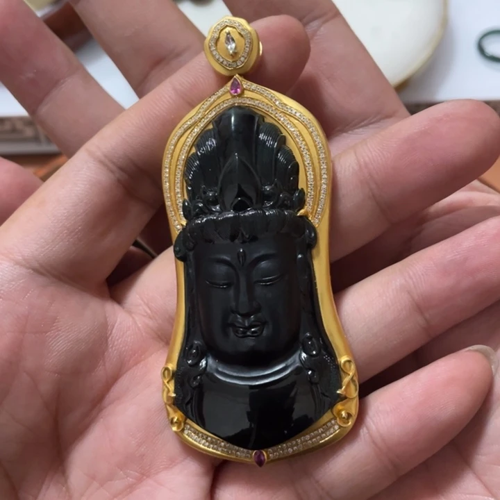 (***吉翡翠18K金镶嵌颈饰翡翠