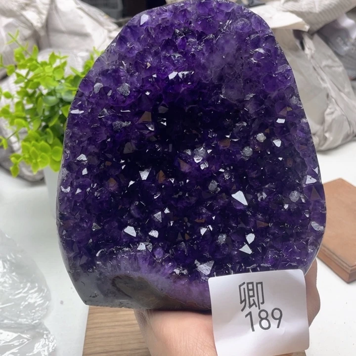 未镶嵌大型摆件（非配饰）水晶