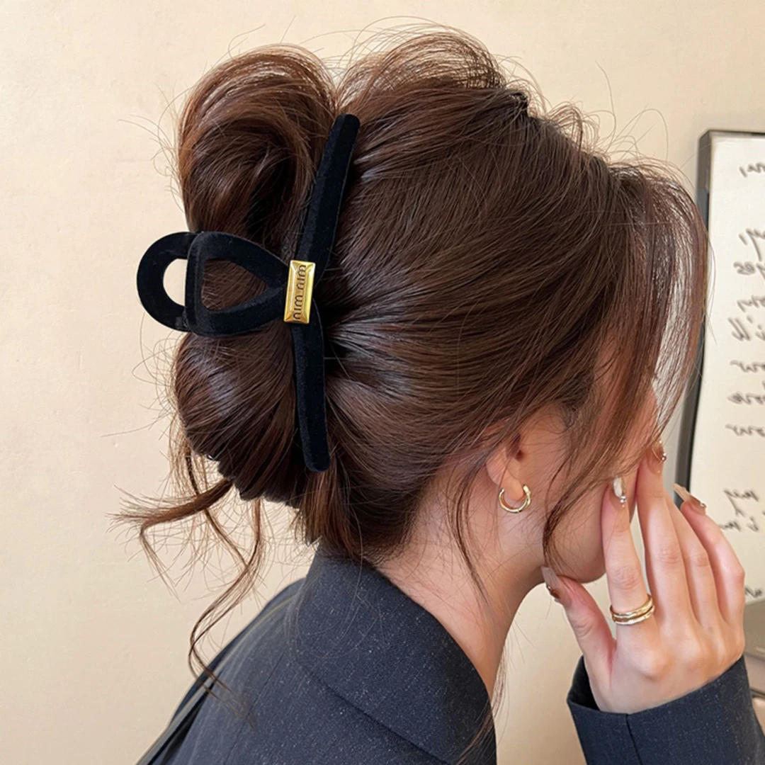 新款黑色高级感植绒小抓夹头发少的发夹后脑勺发量少复古鲨鱼夹