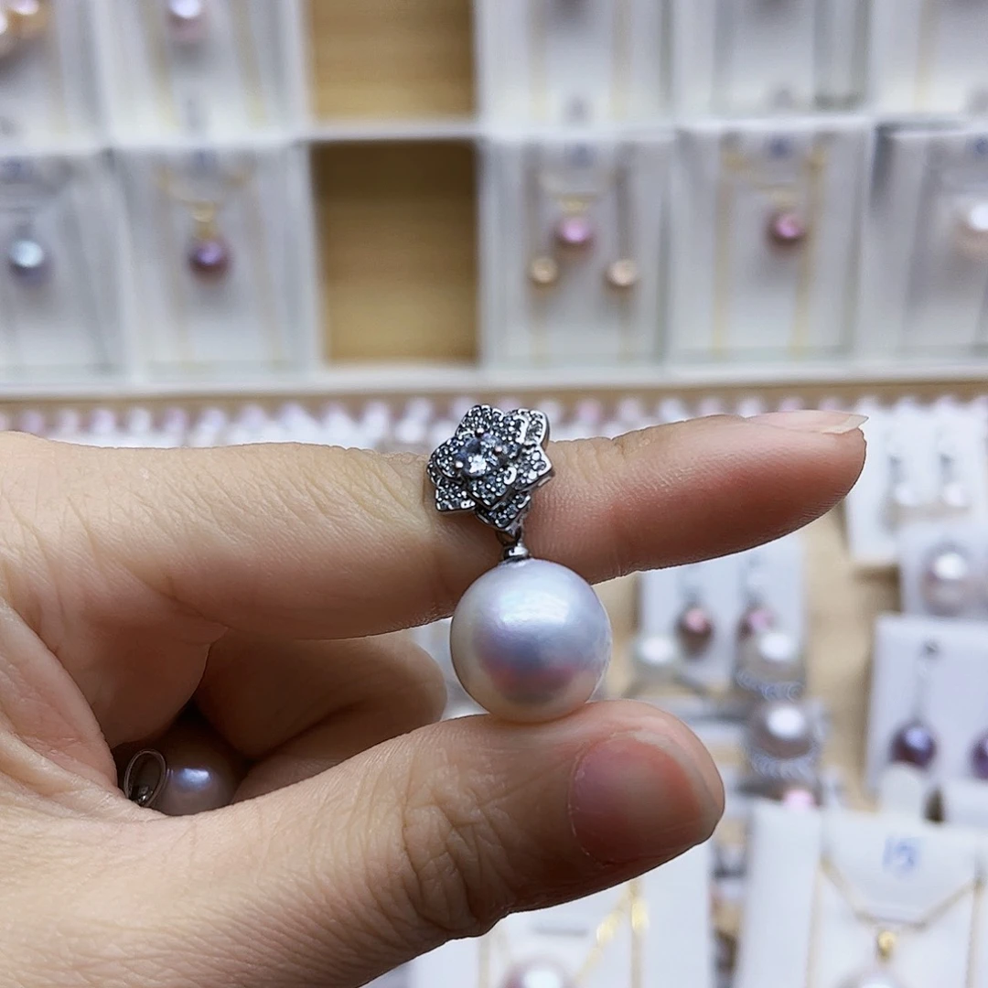 淡水珍珠颈饰合金