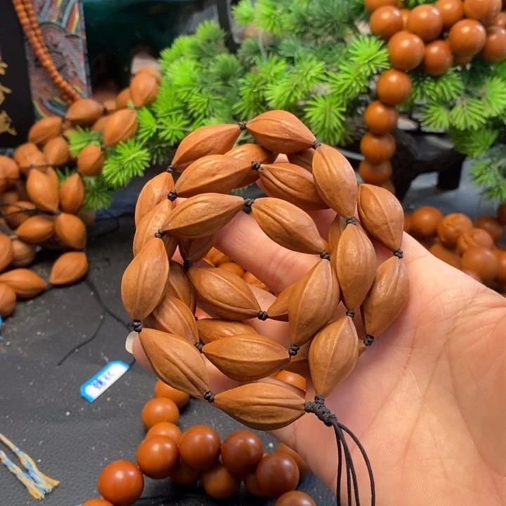 橄榄核手串1.35*2.6原籽28颗