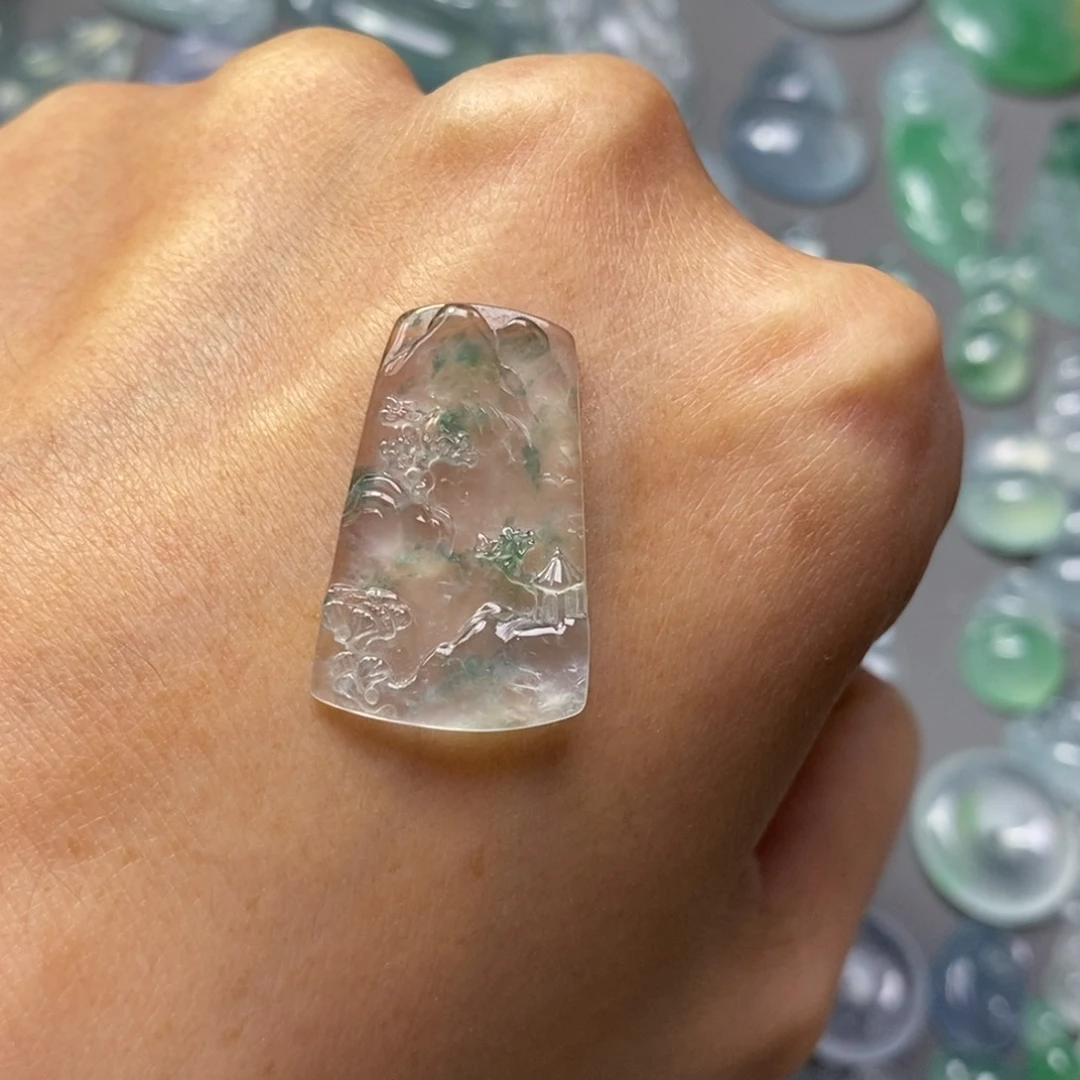 翡翠未镶嵌颈饰翡翠