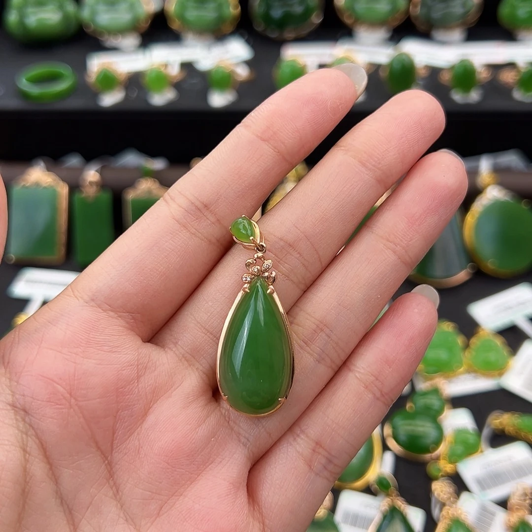 和田玉（碧玉）18K金镶嵌吊坠(不含链)冰阳绿水滴25mm