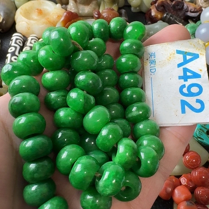 姜***饰玛瑙/玉髓未镶嵌颈饰