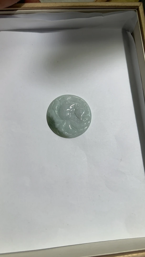 天然A货翡翠A货吊坠