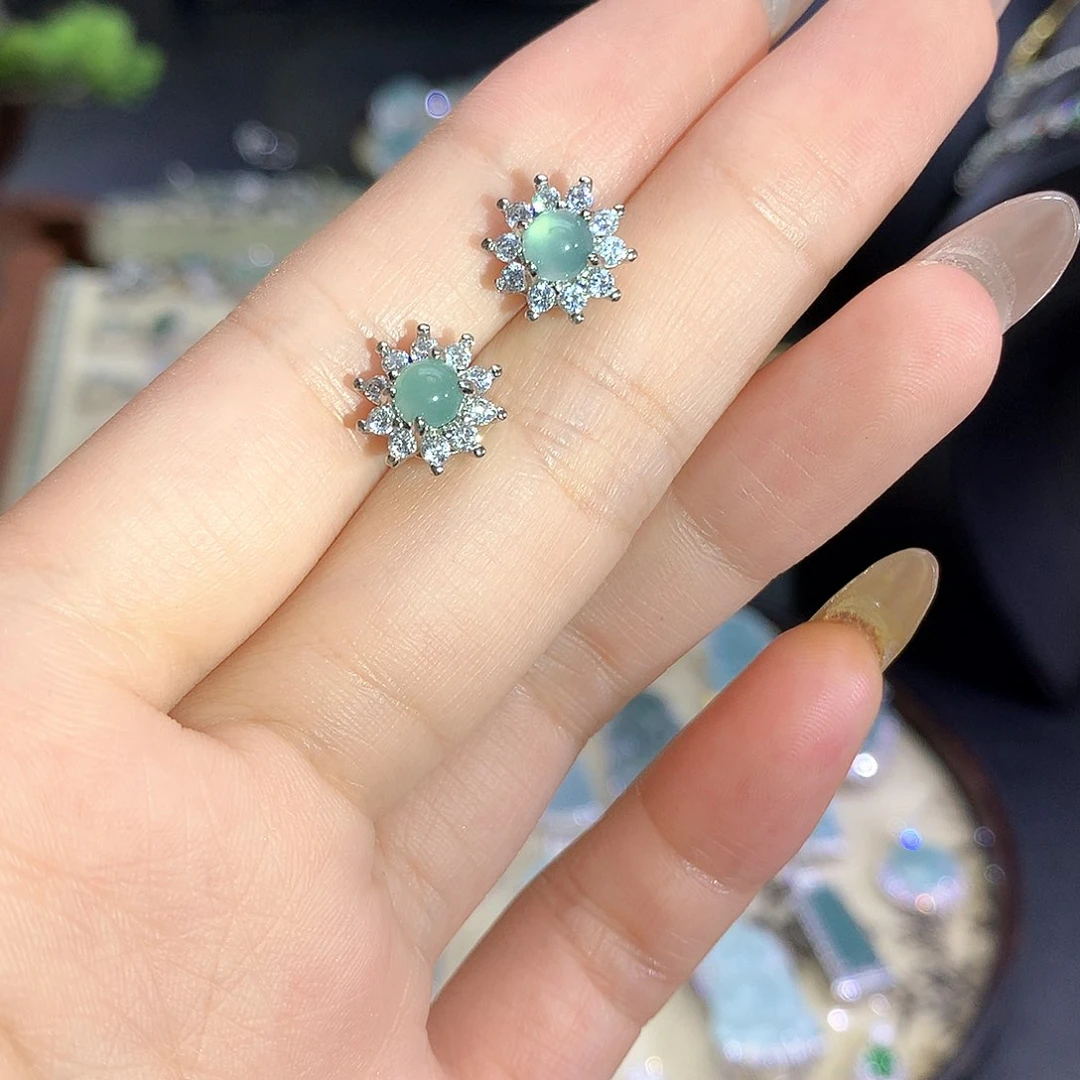 翡翠未镶嵌颈饰太阳花蛋面耳钉