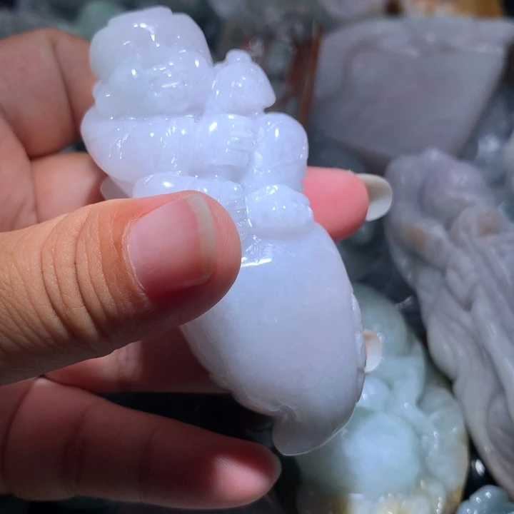 翡翠未镶嵌颈饰保真天然A货翡翠