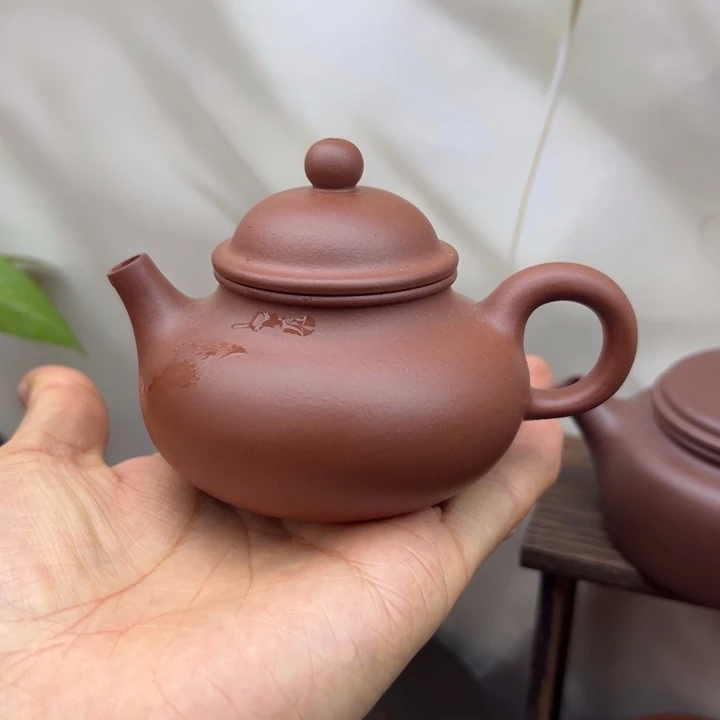 紫砂茶壶紫泥容天150c c