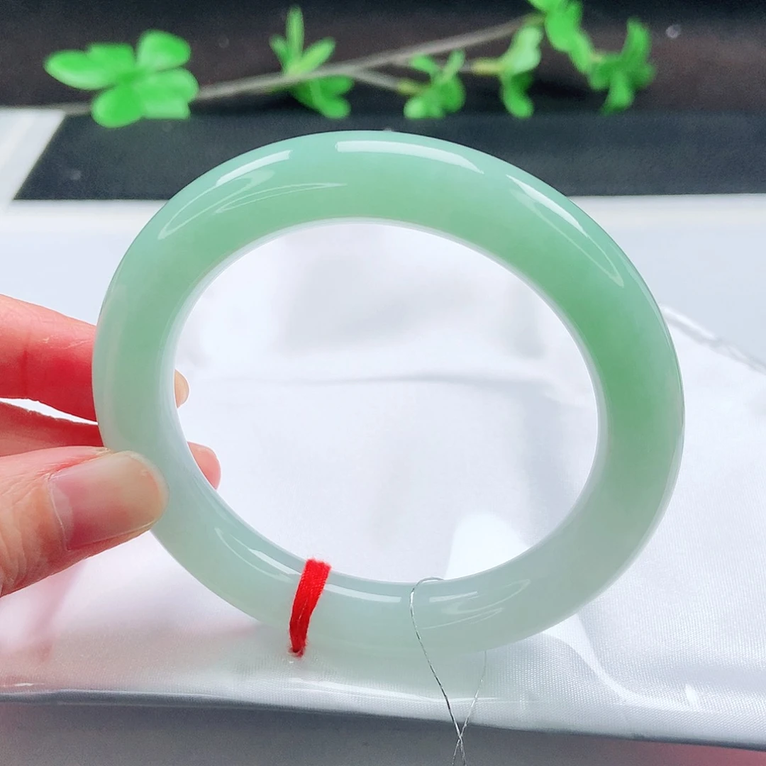 未镶嵌手镯翡翠58圈