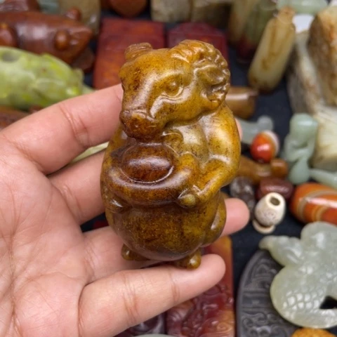 蛇纹石玉未镶嵌颈饰85