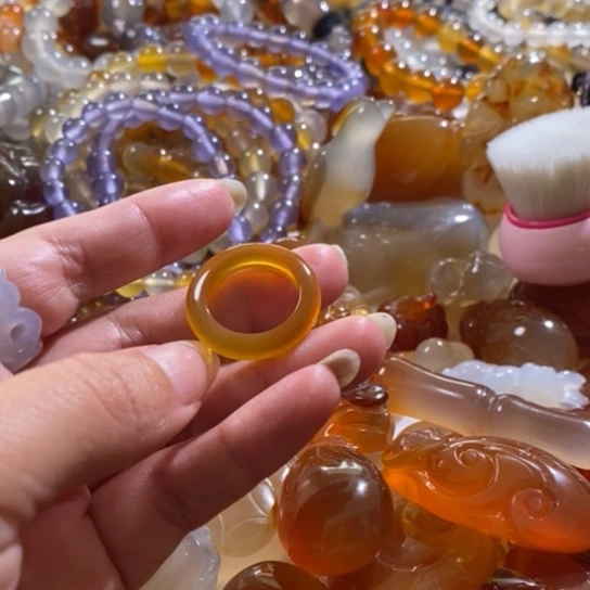 玛瑙/玉髓玛瑙戒圈未镶嵌青**华