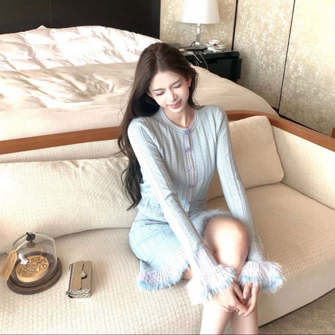 绝美蓝毛衣小仙女必入显白针织衫