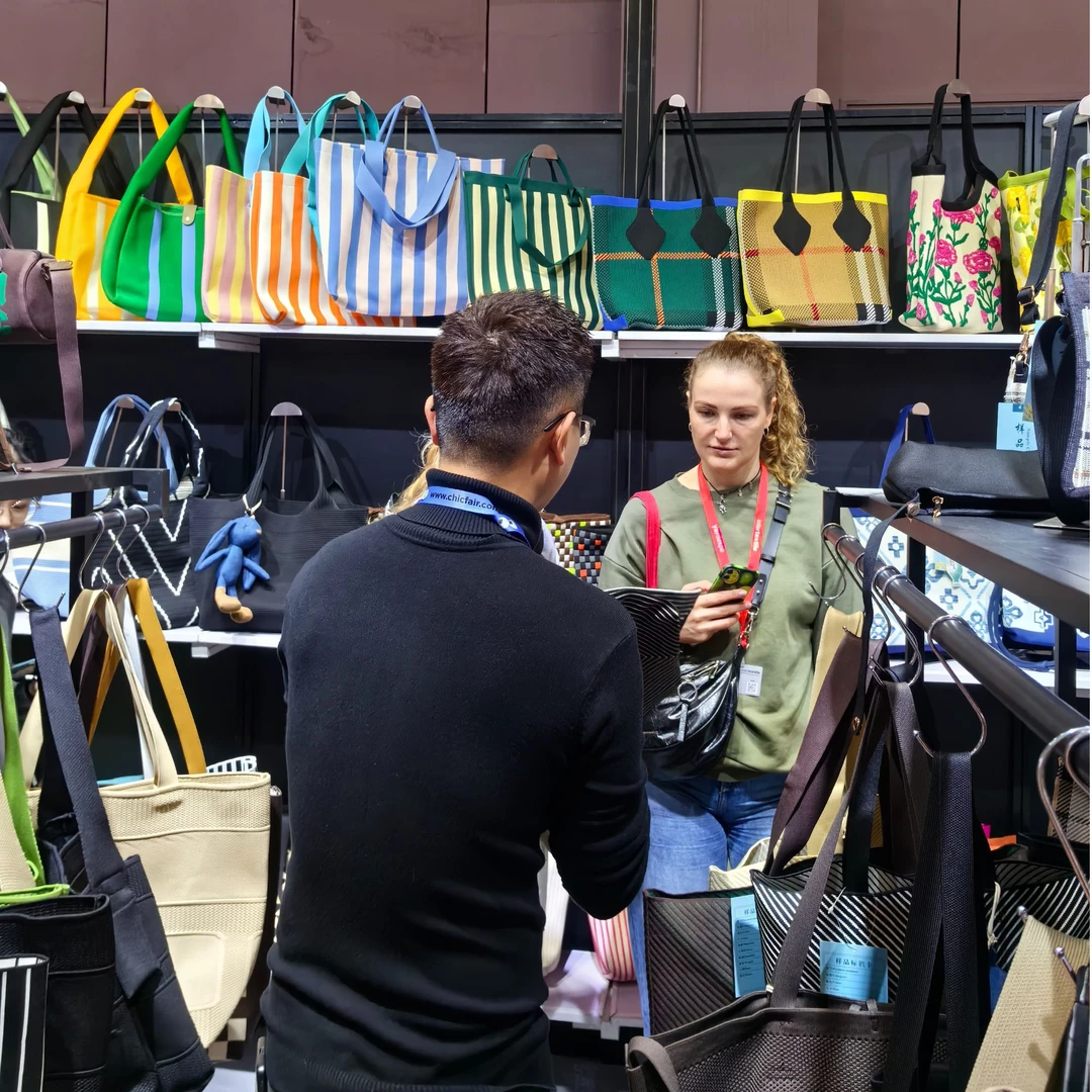 VZCK【149-209】新款高级感女包休闲松弛感包包