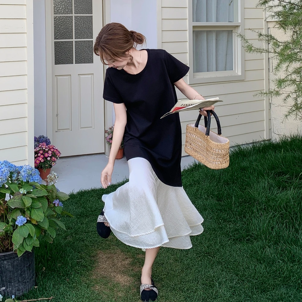 黑色法式赫本风T恤连衣裙女2025新款夏季出游拼接荷叶边鱼尾长裙