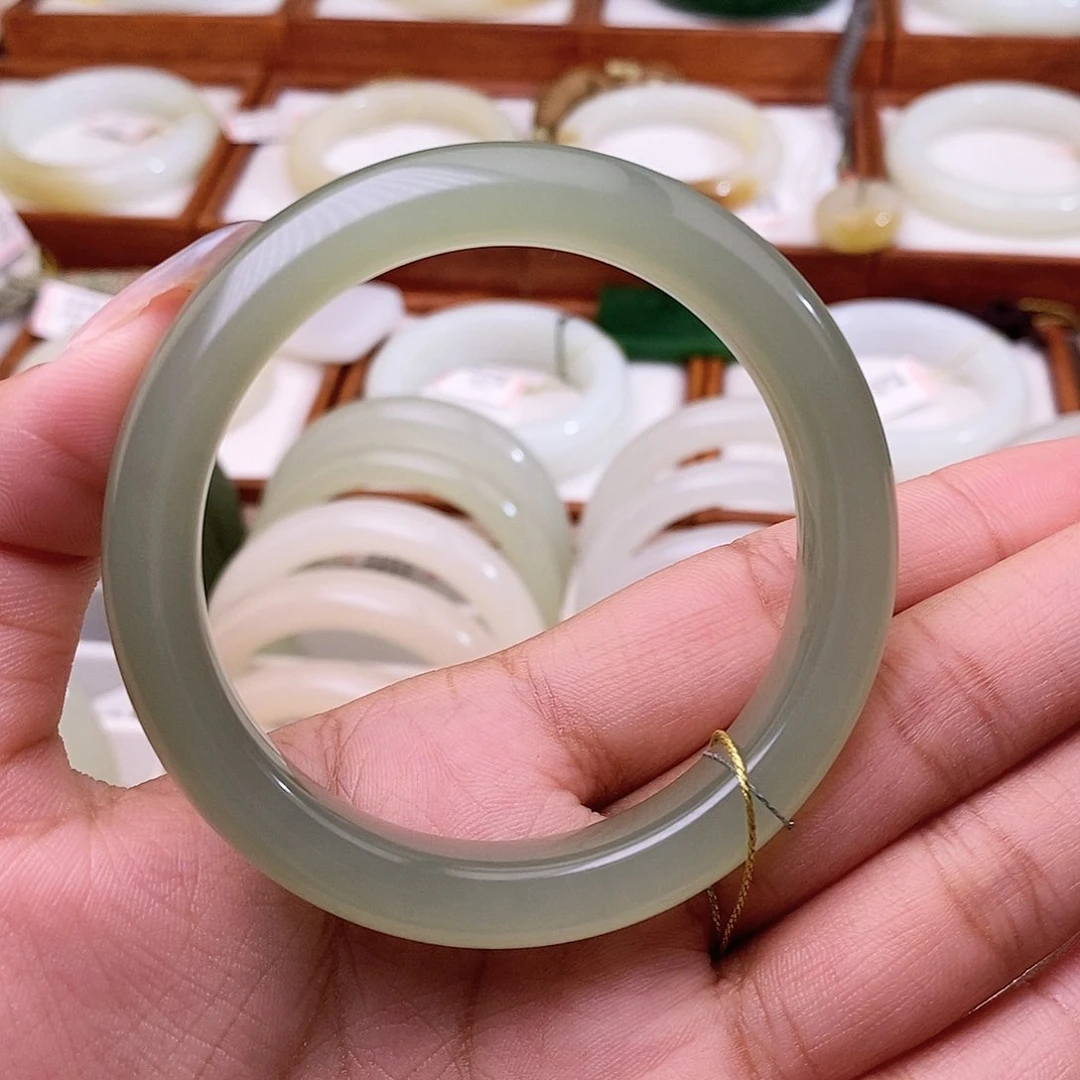 和田玉手镯未镶嵌54.2